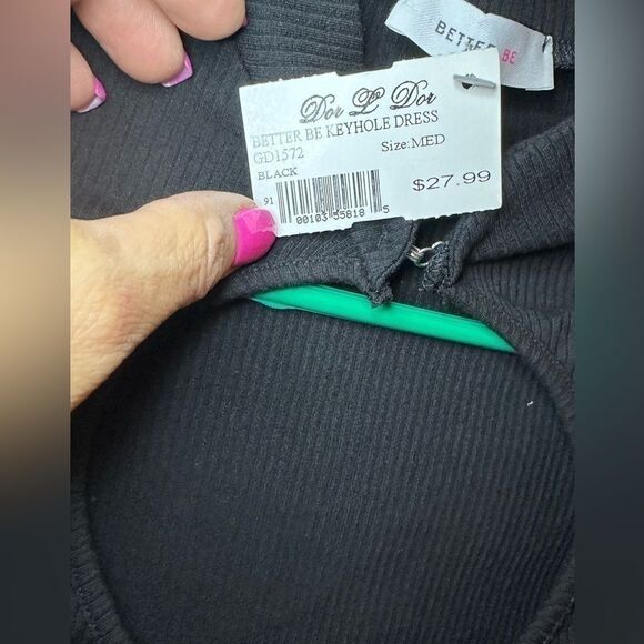 NWT Ladies Mini Stretchy Black Dress Size Medium with Hole Cutout By Chest Area - Picture 3 of 4